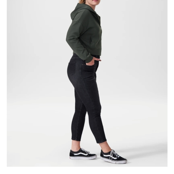 🚫SOLD🚫 Universal Standard 3XL cropped hoodie - Picture 6 of 6